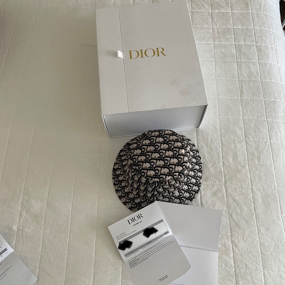 Dior reversible Teddy-D small brim bucket hat - Picture 2 of 6